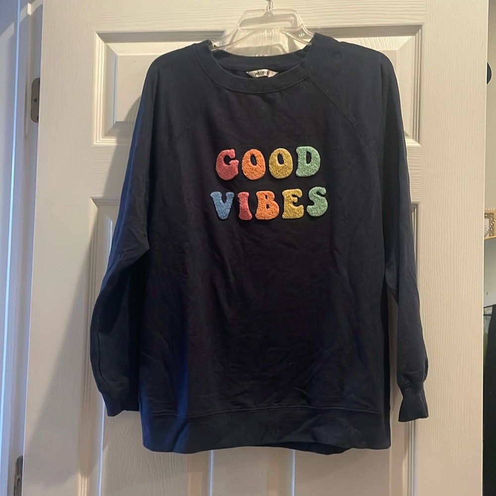 Wild fox crew neck!!! Good vibes!